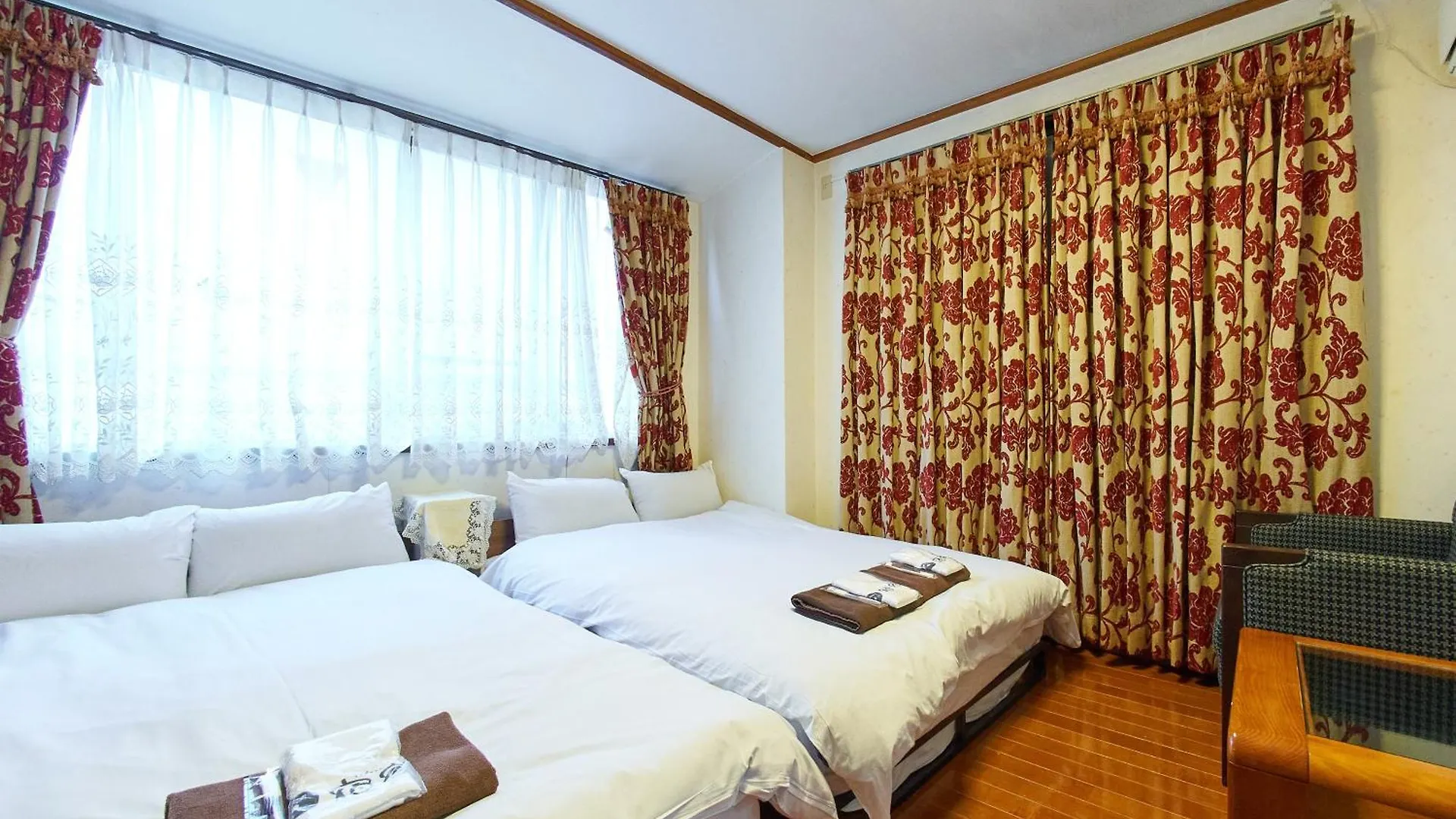 Koka House Tokyo Asakusa Apartment